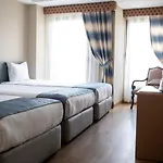 Hotell The Time Old 4*