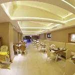 Hotell The Time Old