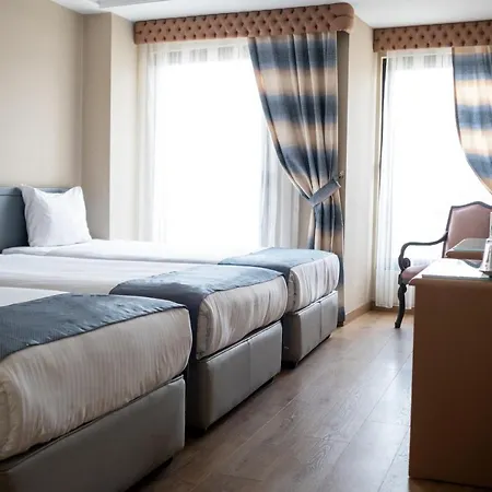 Hotell The Time Old 4*