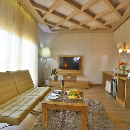 The Time Old 4* Istanbul