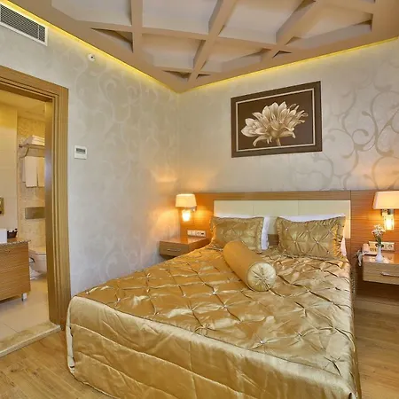 The Time Old 4* Istanbul