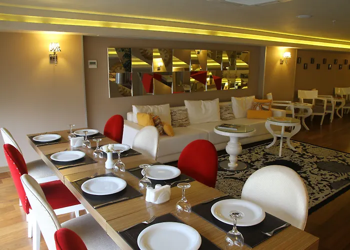 Hotell The Time Old 4*