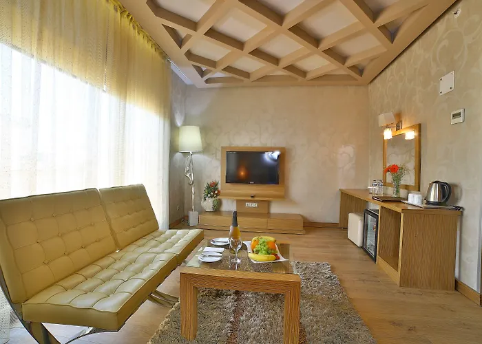 The Time Old 4* Istanbul